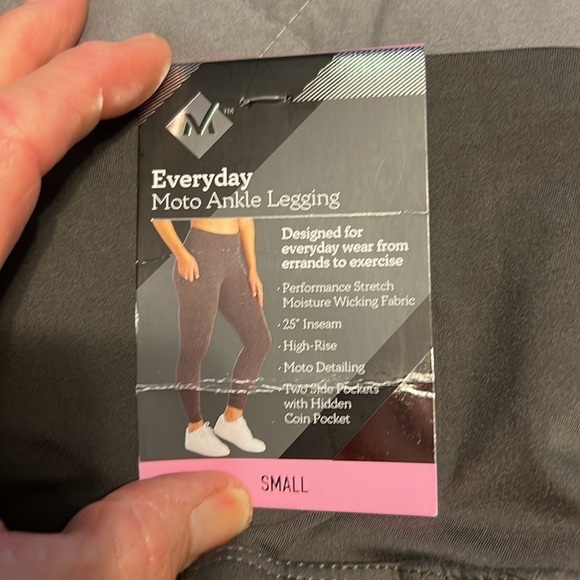 Everyday Moto ankle, High Rise leggings, army green, Size Small, NWT - Picture 8 of 9